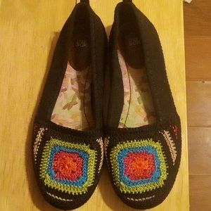 The Sak  size 6.5 women's flats